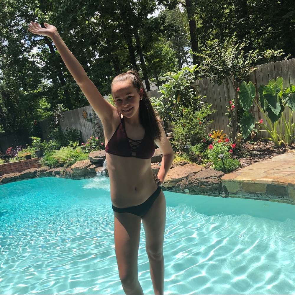 Meet your Posher, Mis